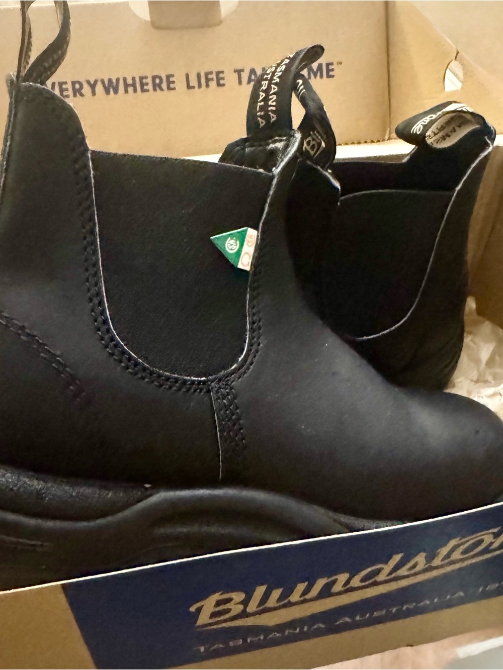 Blundstone Black Chelsea Safety Shoes/Work Boots Women Size 8.5/Men Size 6.5